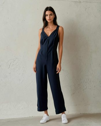 Ολόσωμη φόρμα με τονισμένη μέση και παντελόνι σε barrel γραμμή. Bottoms NOOS Pilates Wear