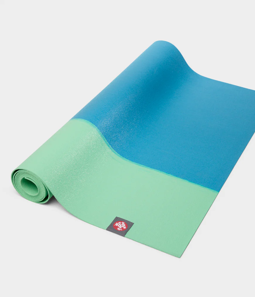 Yoga - Στρώμα Mat Manduka – eKO Superlite Travel Yoga Mat 1.5mm Στρώμα Mat Manduka – eKO Superlite Travel Yoga Mat 1.5mm Yoga NOOS Pilates Wear